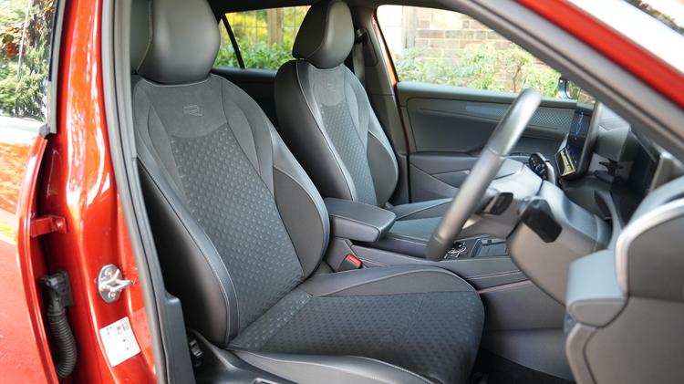 Volkswagen T-ROC HATCHBACK 1.5 eTSI Life 5dr DSG